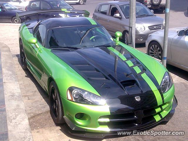 Dodge Viper spotted in Beirut, Lebanon