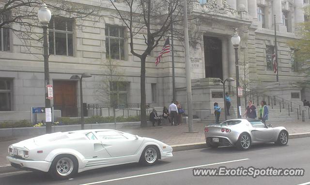 Lamborghini Countach spotted in Washington, DC, Maryland