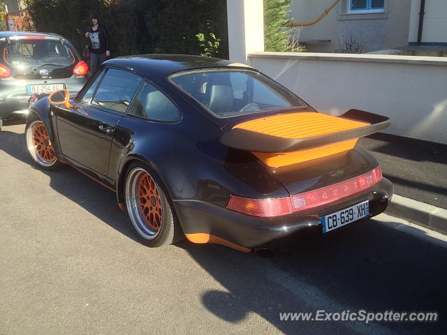 Porsche 911 Turbo spotted in Pontault-Combaul, France