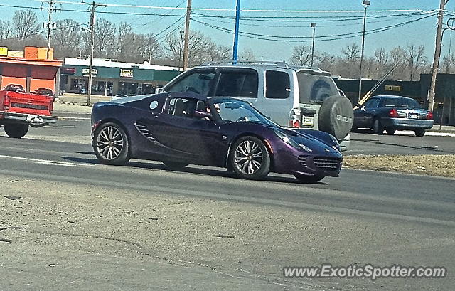 Lotus Elise spotted in Jeffersonville, Indiana