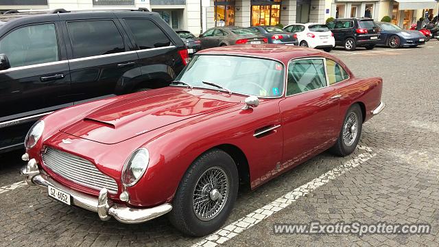 Aston Martin DB5 spotted in Zurich, Switzerland