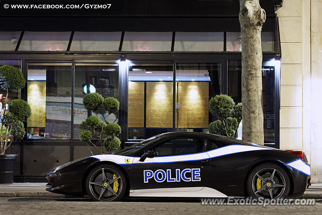 Ferrari 458 Italia spotted in Paris, France