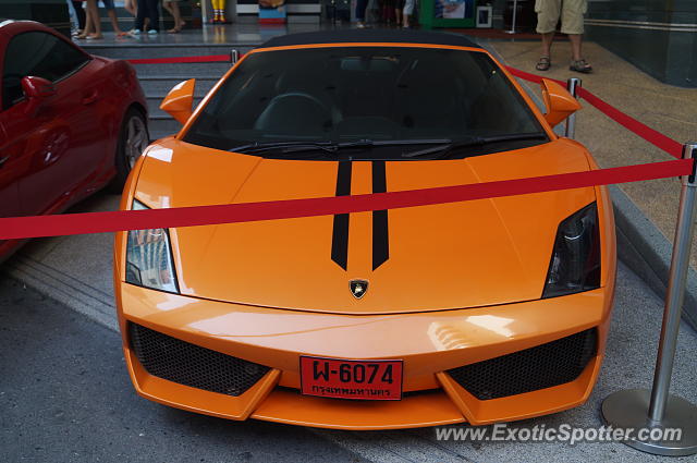 Lamborghini Gallardo spotted in Hatyai, Thailand