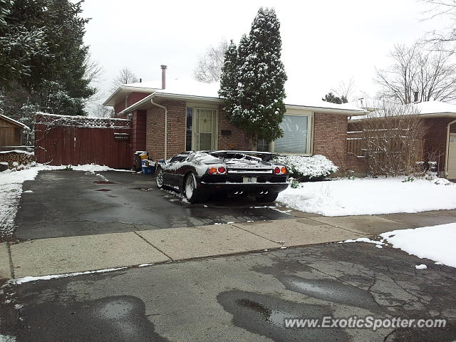 Lamborghini Diablo spotted in London, Ontario, Canada