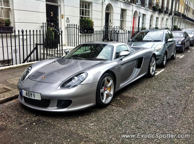 Porsche Carrera GT spotted in London, United Kingdom