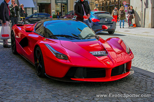 Ferrari LaFerrari spotted in Munich, Germany