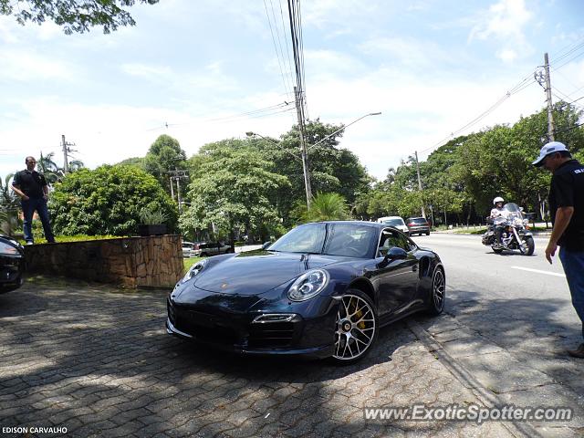 Porsche 911 Turbo spotted in São Paulo, Brazil