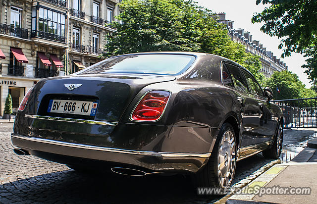 Bentley Mulsanne spotted in Paris, France