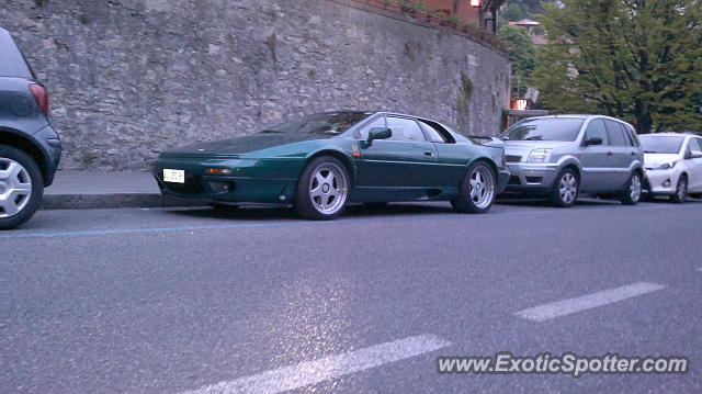 Lotus Esprit spotted in Bergamo, Italy