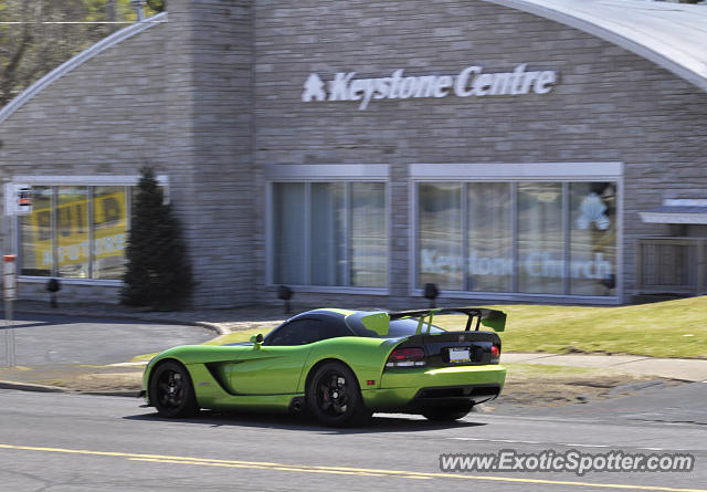 Dodge Viper spotted in STATE COLLEGE, United States