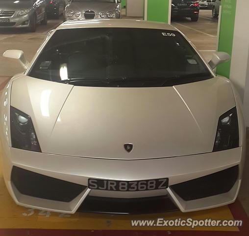 Lamborghini Gallardo spotted in Singapore, Singapore