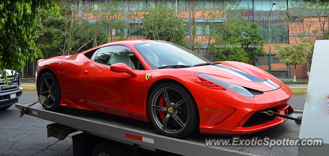 Ferrari 458 Italia spotted in Mexico City, Mexico