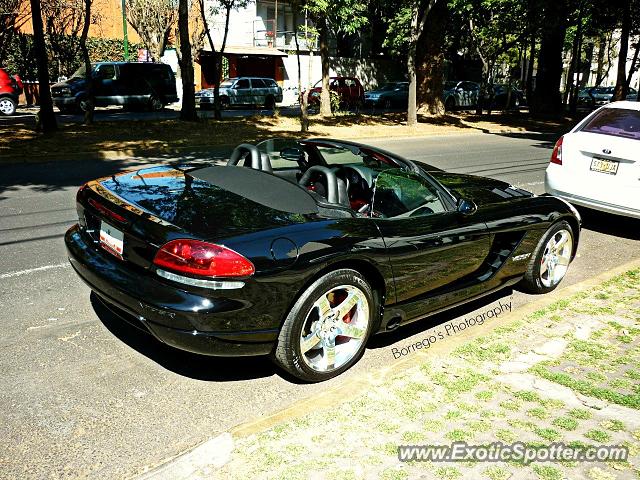 Dodge Viper spotted in Ciudad de México, Mexico