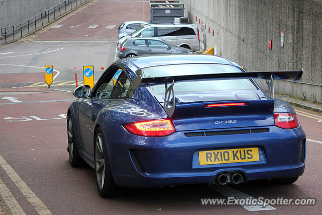 Porsche 911 GT3 spotted in London, United Kingdom