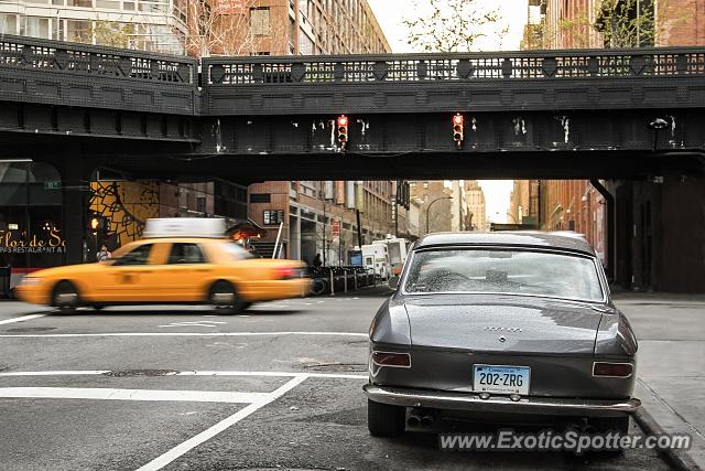 Ferrari 330 GTC spotted in Manhattan, New York