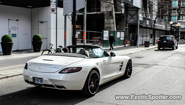 Mercedes SLS AMG spotted in Toronto, Canada
