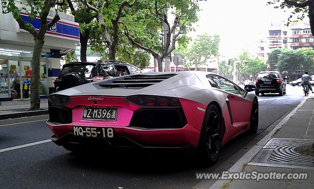 Lamborghini Aventador spotted in Shanghai, China