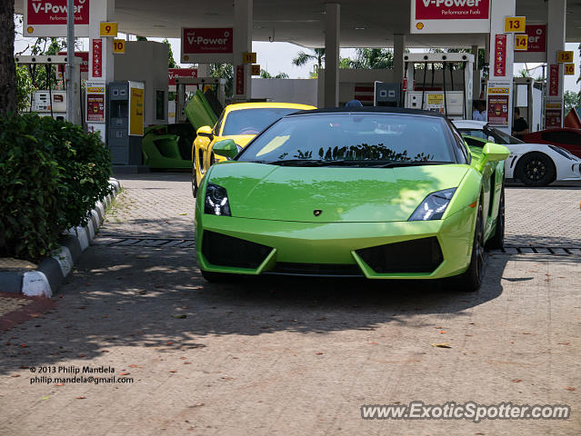 Lamborghini Gallardo spotted in Jakarta, Indonesia