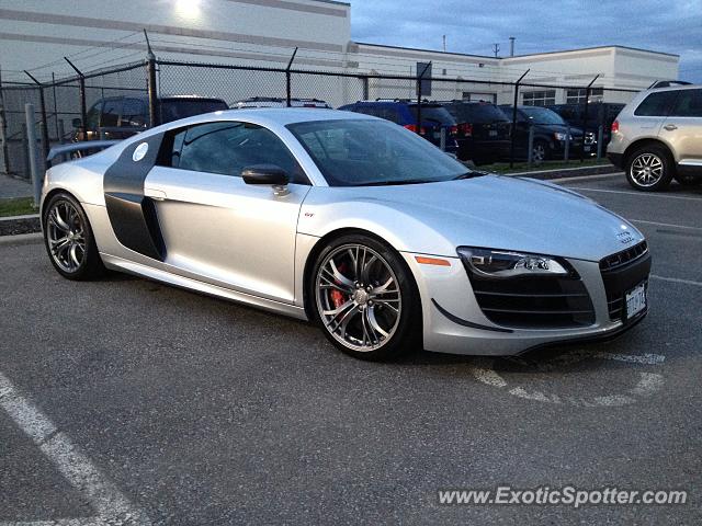Audi R8 spotted in Toronto, Canada