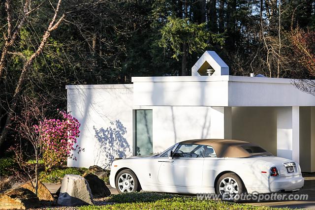 Rolls Royce Phantom spotted in Vestal, New York