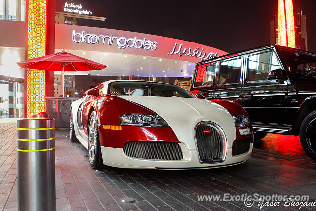 Bugatti Veyron spotted in Dubai, United Arab Emirates