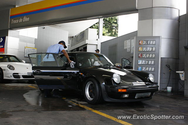 Porsche 911 Turbo spotted in São Paulo, Brazil