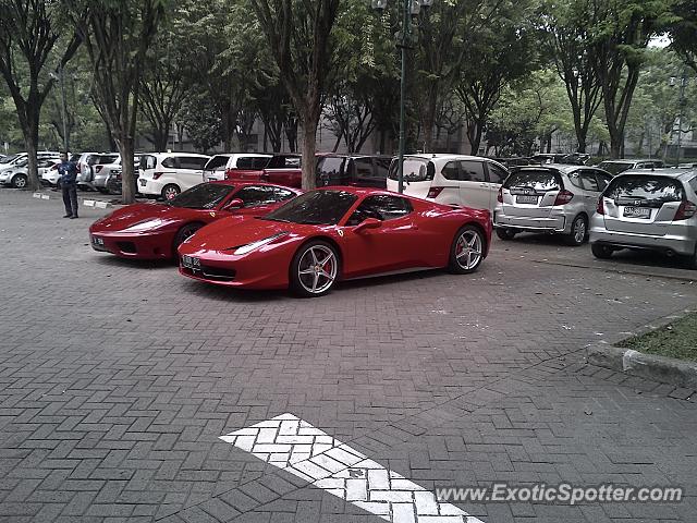 Ferrari 458 Italia spotted in Senayan,Jakarta, Indonesia