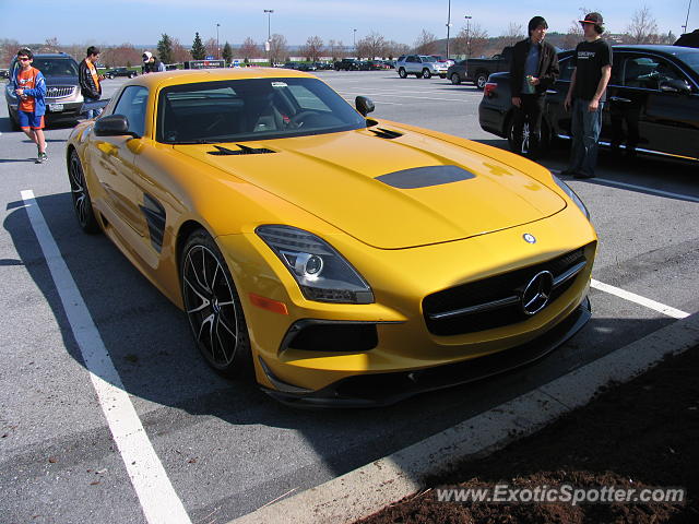 Mercedes SLS AMG spotted in Hershey, Pennsylvania