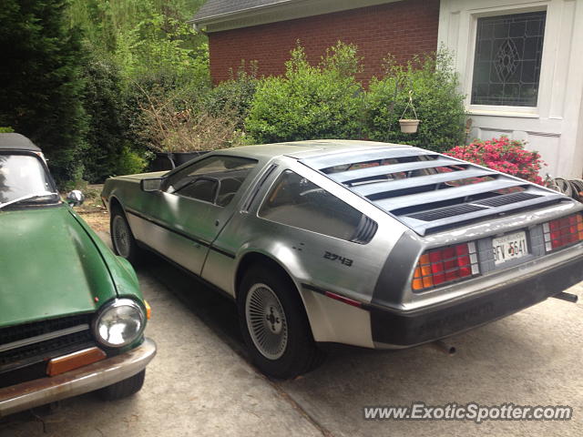 DeLorean DMC-12 spotted in Atlanta, Georgia