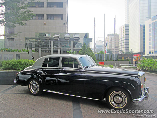 Bentley S Series spotted in Jakarta, Indonesia