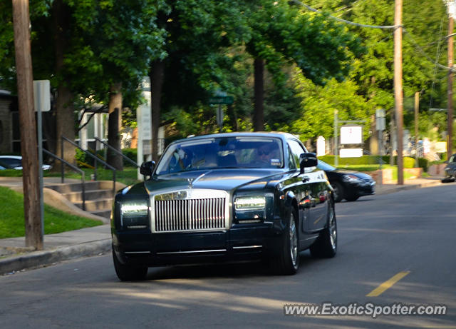 Rolls Royce Phantom spotted in Dallas, Texas