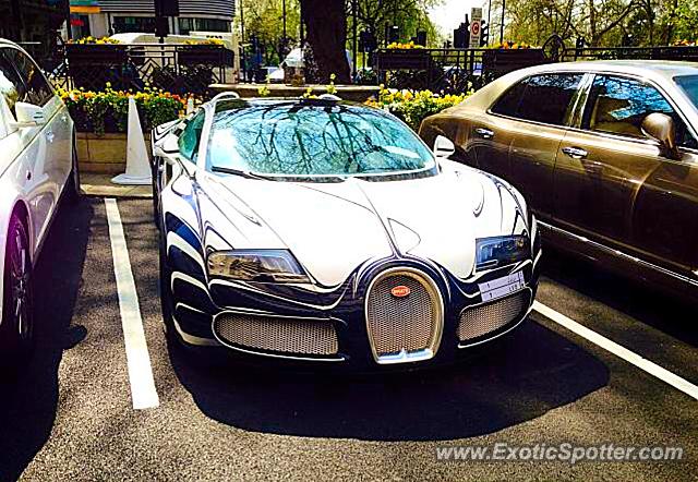 Bugatti Veyron spotted in London, United Kingdom