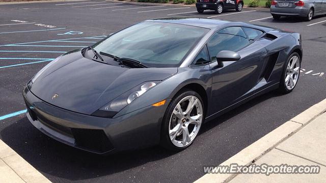 Lamborghini Gallardo spotted in Zionsville, Indiana