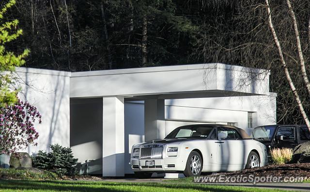 Rolls Royce Phantom spotted in Vestal, New York