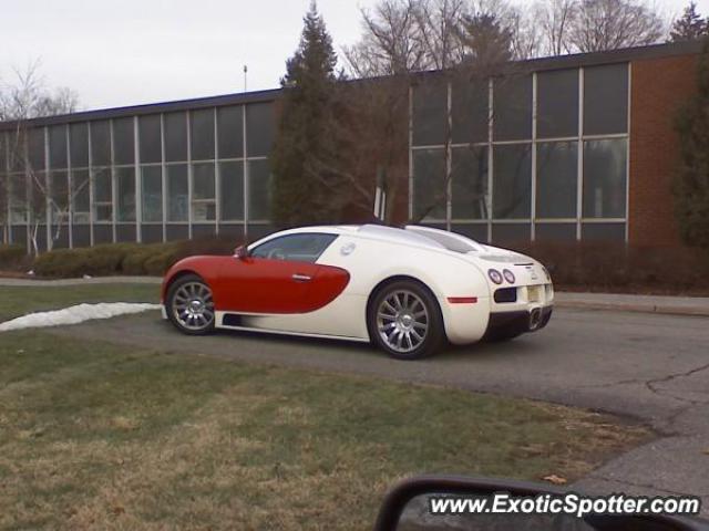 Bugatti Veyron spotted in Mahwah, New Jersey