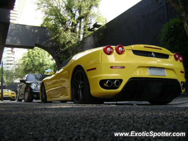 Ferrari F430 spotted in Curitiba PR, Brazil
