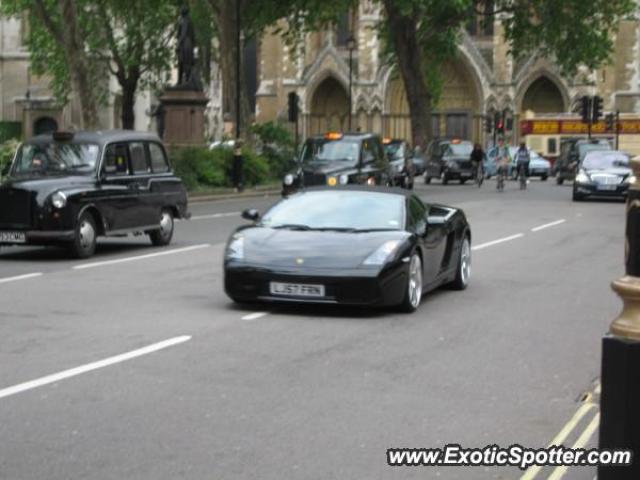 Lamborghini Gallardo spotted in London, United Kingdom