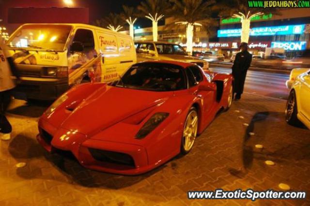 Ferrari Enzo spotted in Jeddh, Saudi Arabia