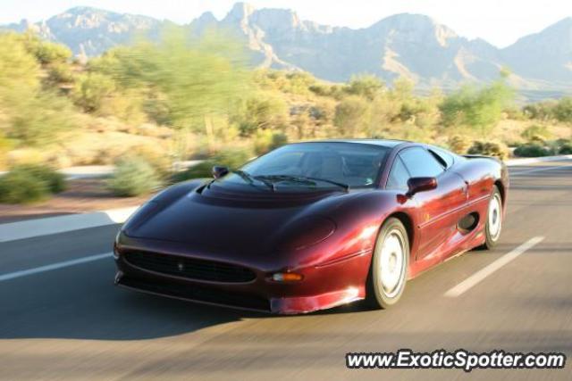 Jaguar XJ220 spotted in Tucson, Arizona