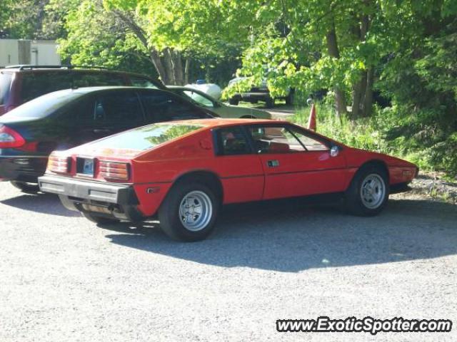 Lotus Esprit spotted in Schitutiate, Rhode Island
