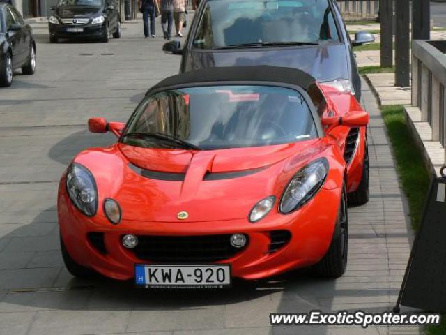 Lotus Elise spotted in Budapest, Hungary