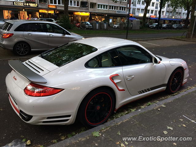 Porsche 911 Turbo spotted in Duesseldorf, Germany