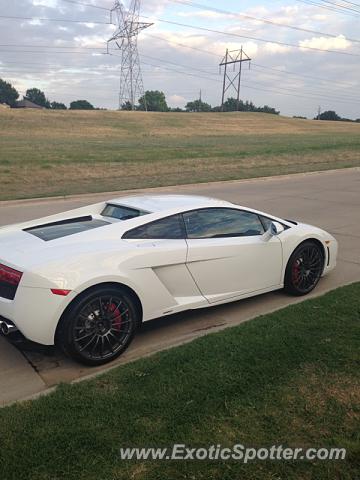 Lamborghini Gallardo spotted in Dallas, Texas