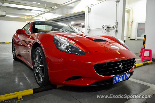 Ferrari California spotted in Beijing, China