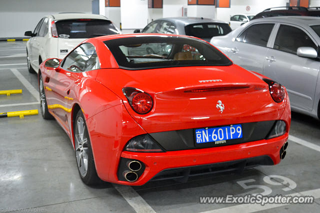 Ferrari California spotted in Beijing, China