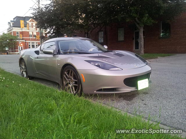 Lotus Evora spotted in Windsor, Ontario, Canada