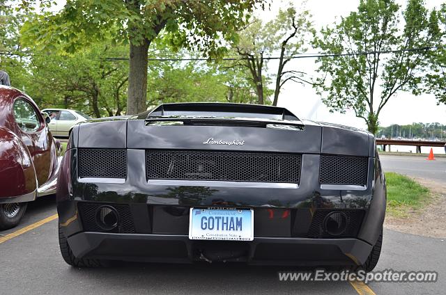 Lamborghini Gallardo spotted in Greenwich, Connecticut