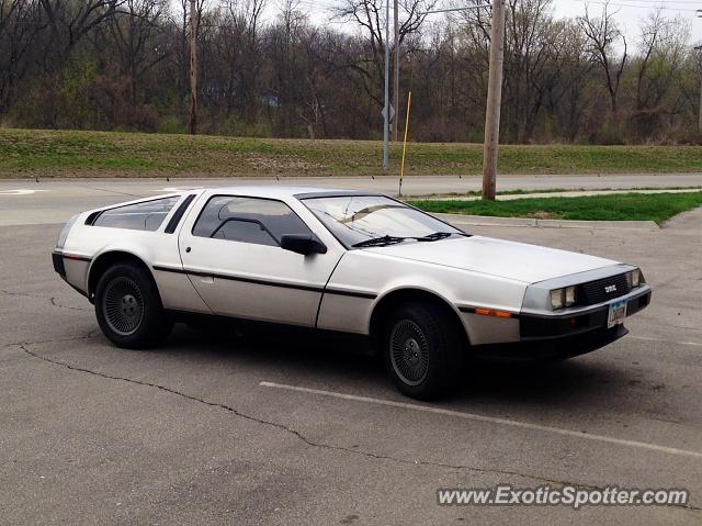 DeLorean DMC-12 spotted in Clive, Iowa