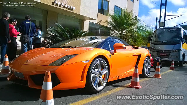 Lamborghini Gallardo spotted in Poços de Caldas, Brazil