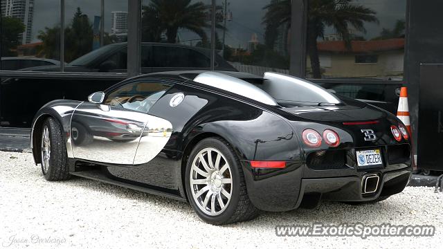 Bugatti Veyron spotted in Miami, Florida